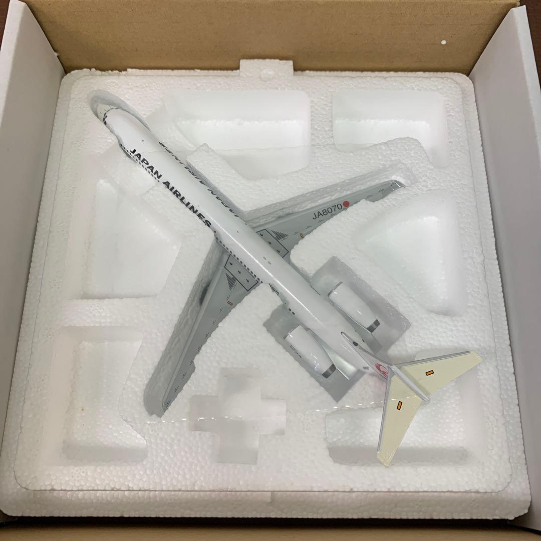 ❶　1/200　JAL　MD-90-30 JA8070　MD90ラストフライト