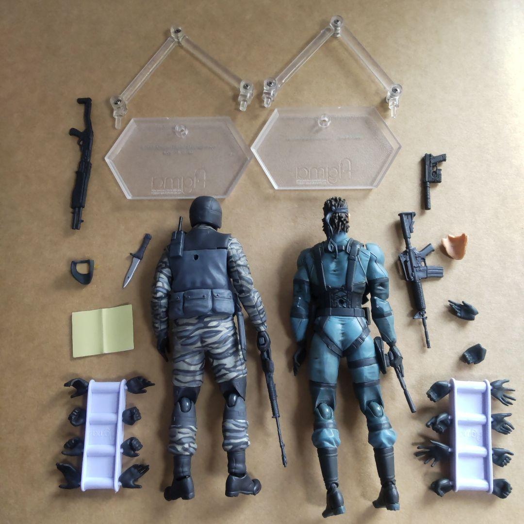 メタルギアソリッド figma2体 ソリッド・スネーク ゴルルコビッチ兵 特典付