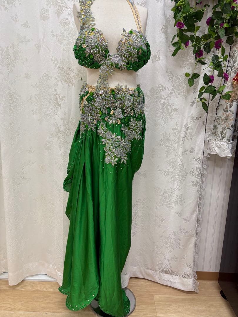 オリエンタル衣装