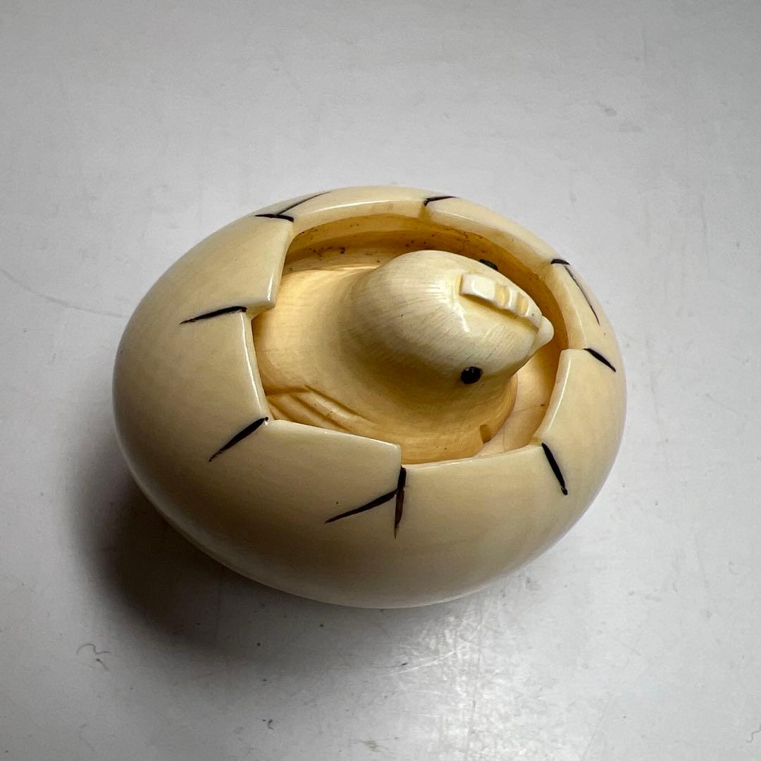 光玉在銘　極上ヒヨコカラクリ根付　27g 東Y8-0123☆2F