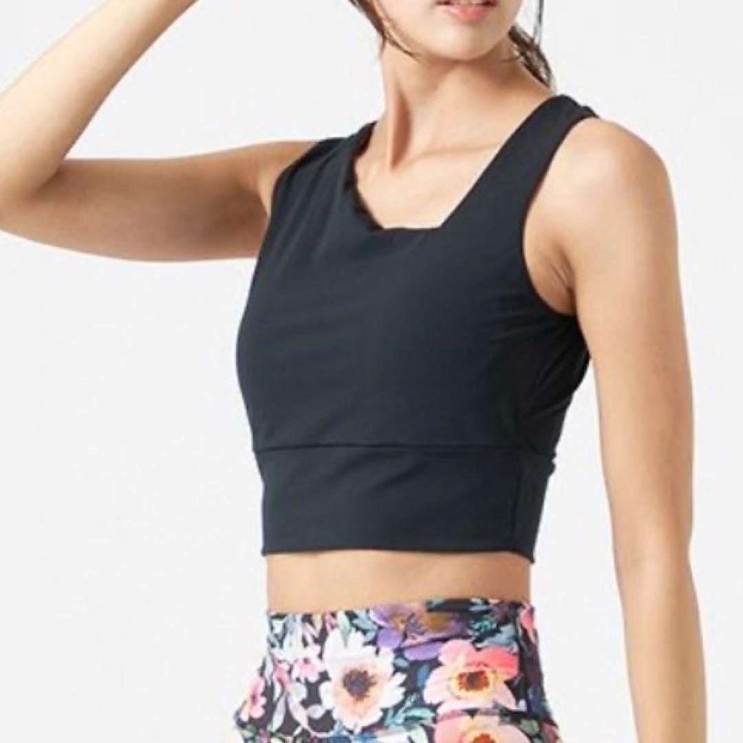 チャコット ハーフトップ S ヨガウェア カップ付き ブラトップ ダンス 黒
