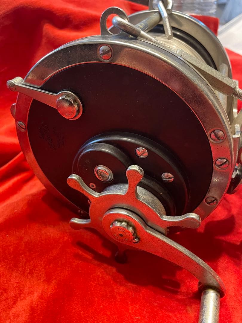 Penn SENATOR 116L 12/0 リール