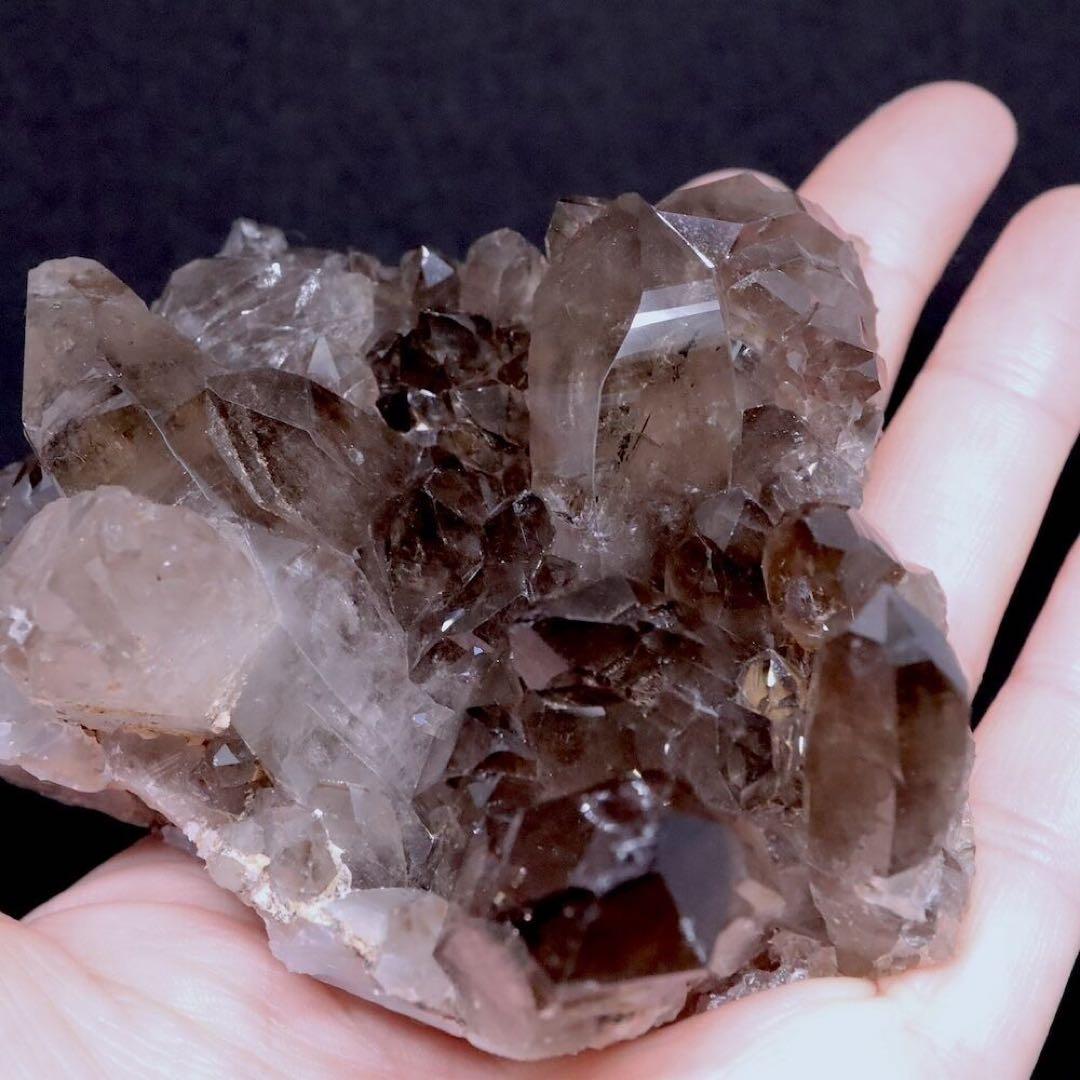 スモーキー クォーツ クラスター 煙水晶 229g SQZ104 原石　天然石