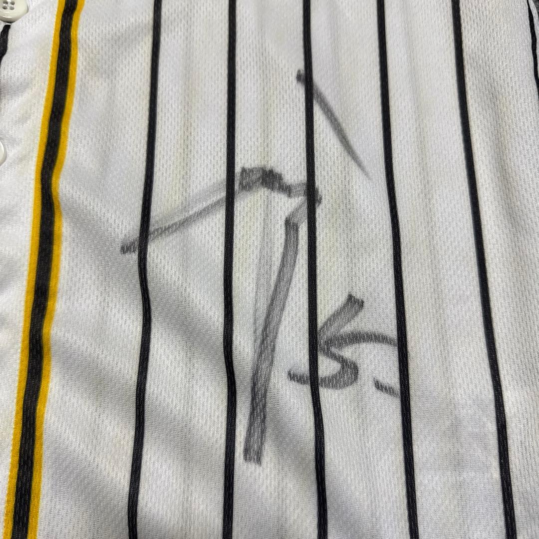 阪神タイガース近本光司直筆サイン入り ユニフォーム子供用