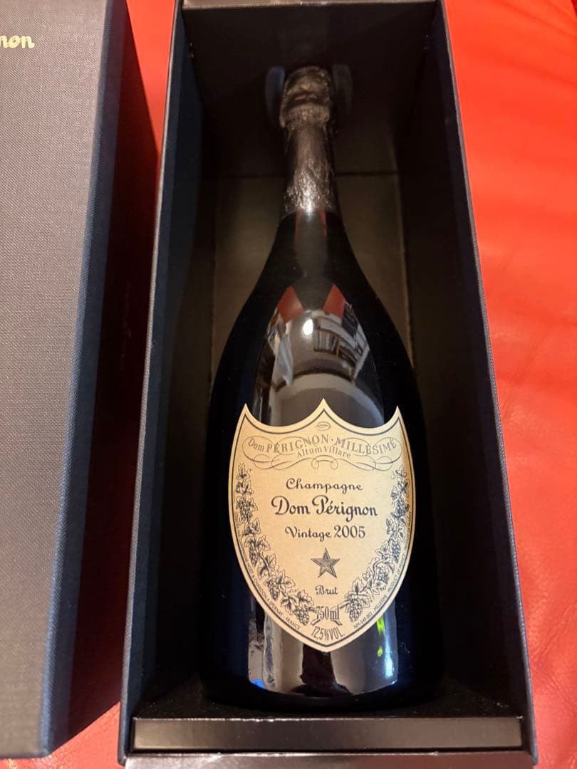Dom Pérignon シャンパン 2005年 ヴィンテージ　箱入り