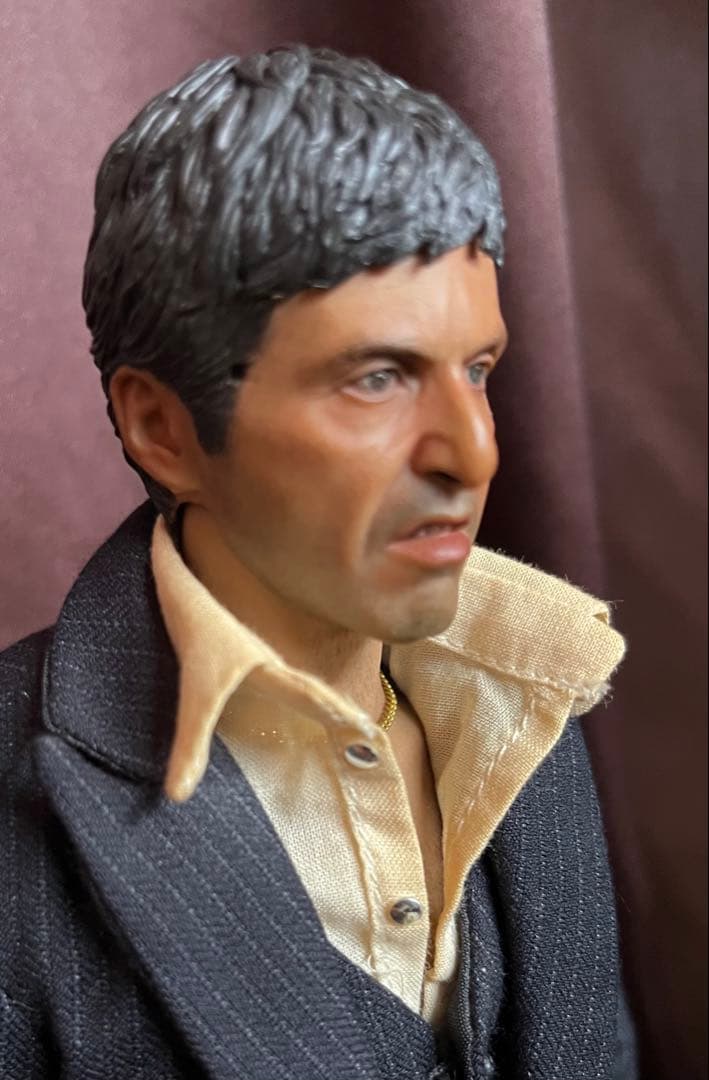 エンターベイ「スカーフェイス」1/6フィギュア　ウォー〜Ver