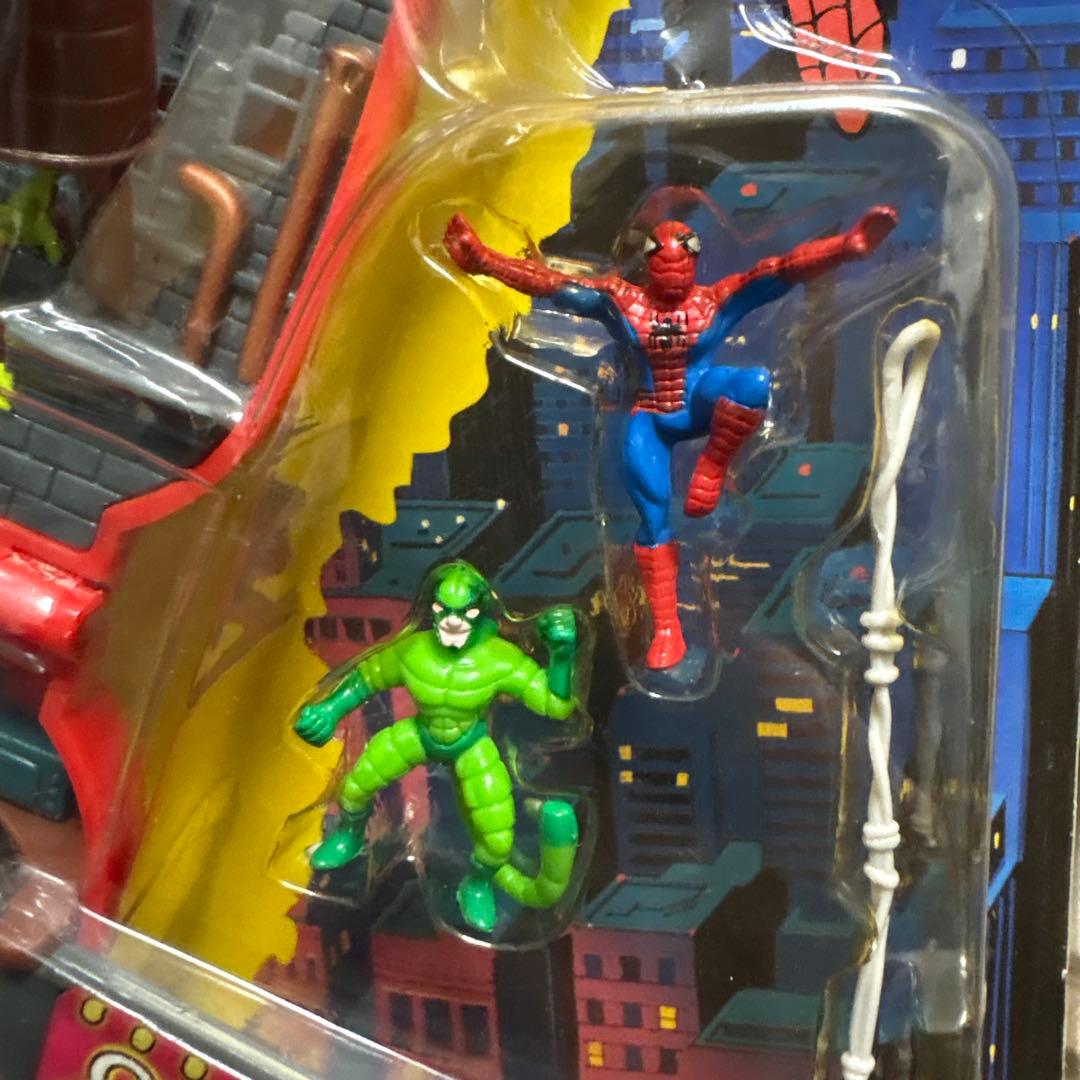 スパイダーマン フィギュア