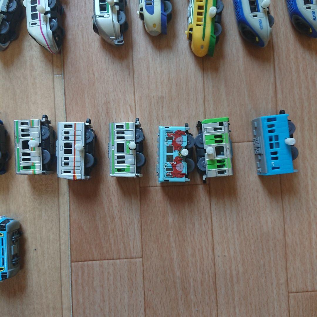 カプセルプラレール