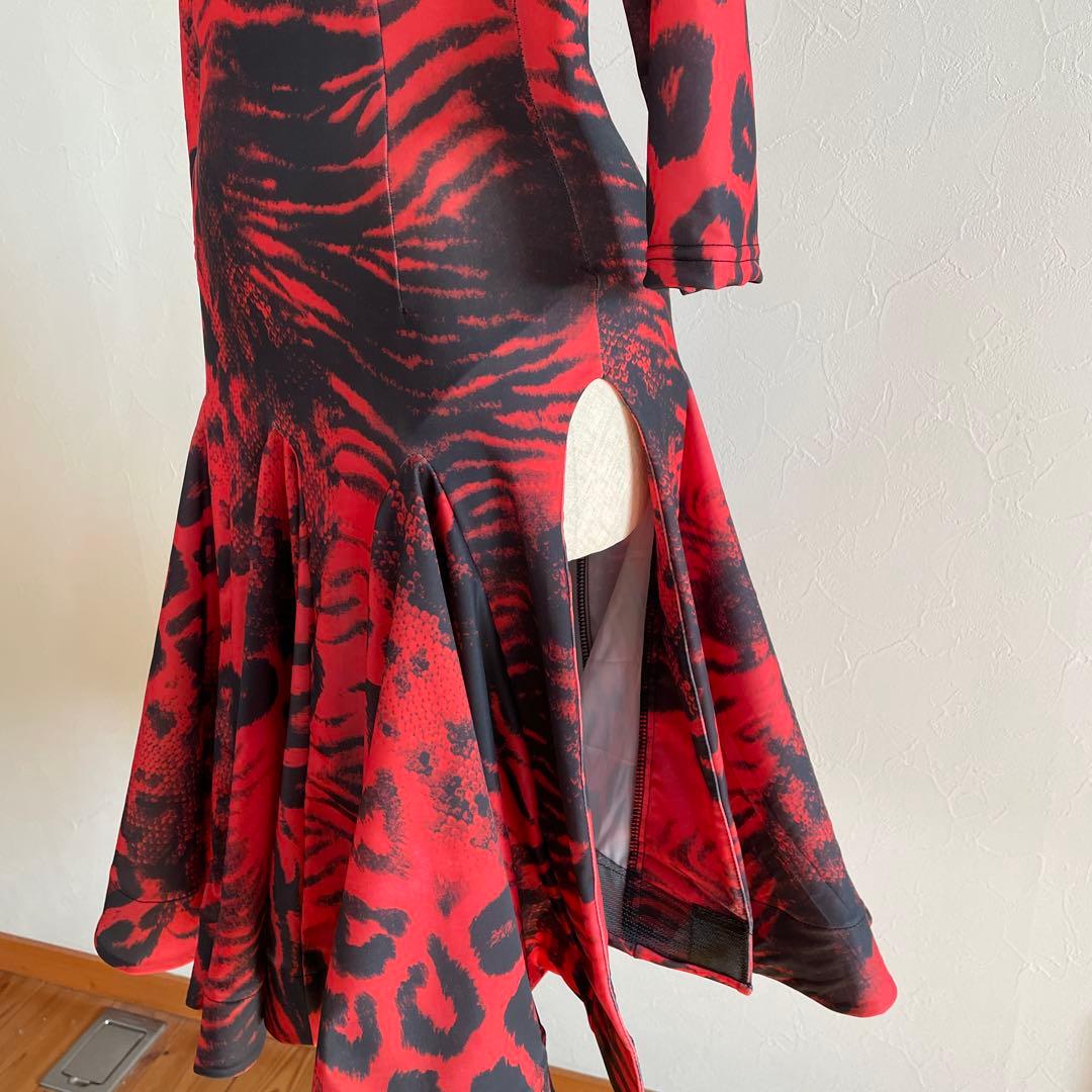 お値下げ【社交ダンス用ドレス】赤黒ヒョウ柄*デモ*レッスン★ラテン★Mサイズ