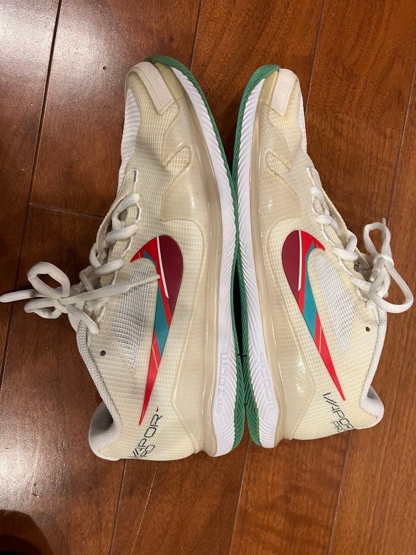 【NIKE テニスシューズ】エア ズーム ヴェイパー プロ キリオス着用モデル