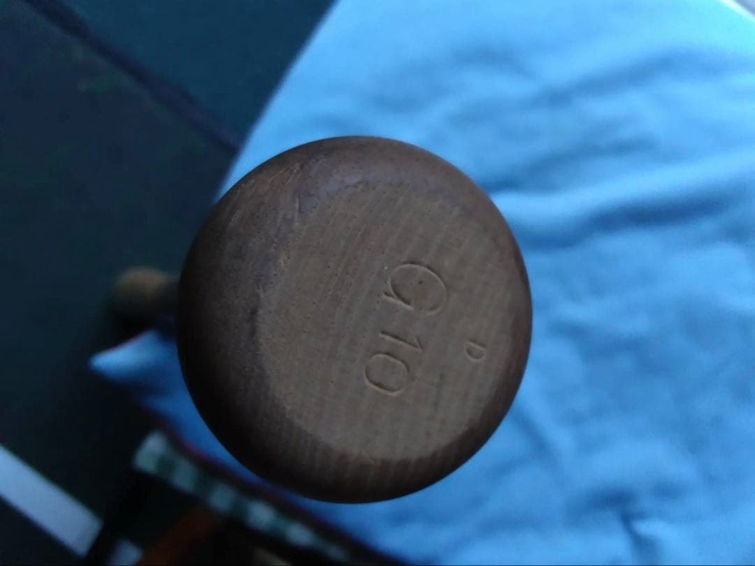 阿部慎之介選手（ジャイアンツ10）現役時代バットサインなし