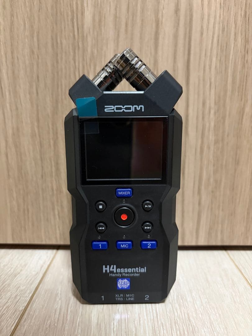 ZOOM H4essential ハンディレコーダー