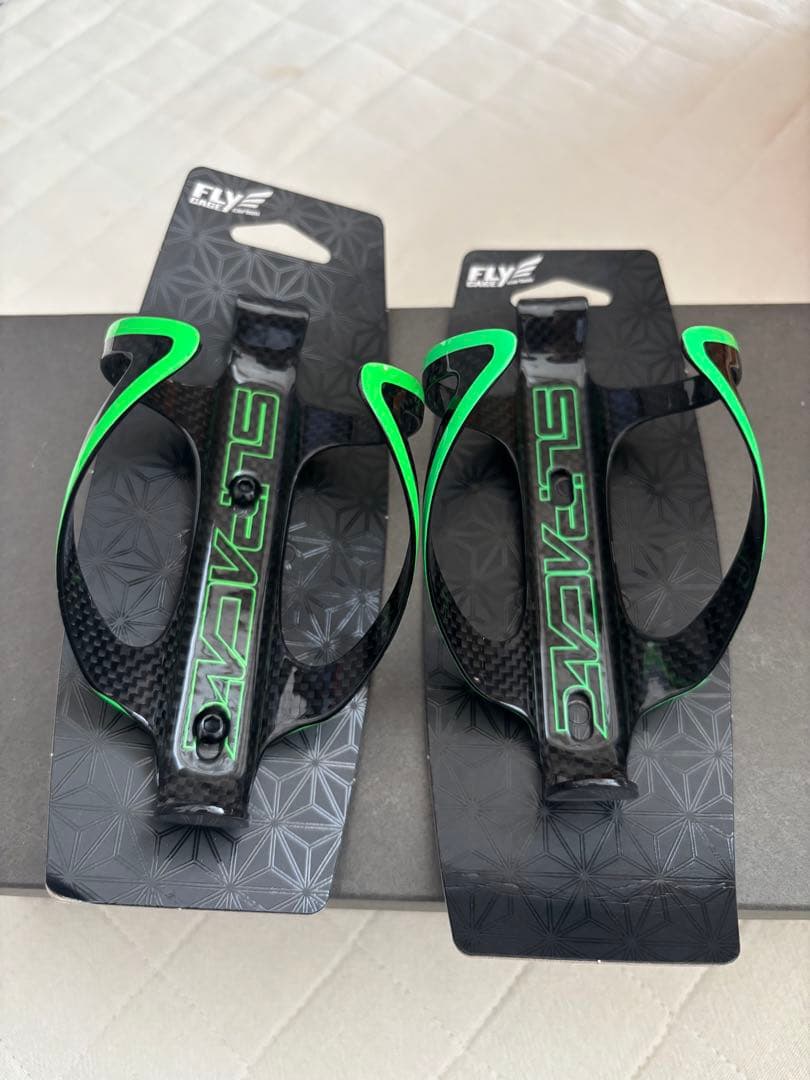 スパカズSUPACAZフライケージ ネオングリーン　新品未使用（１個はネジなし）