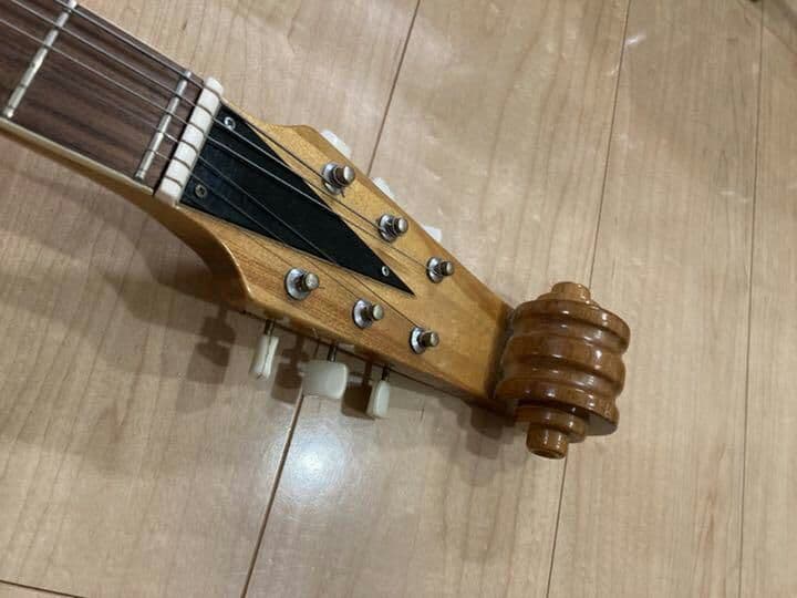 期限付き低価格 超希少　フルアコ　ビザールギター　日本製！！