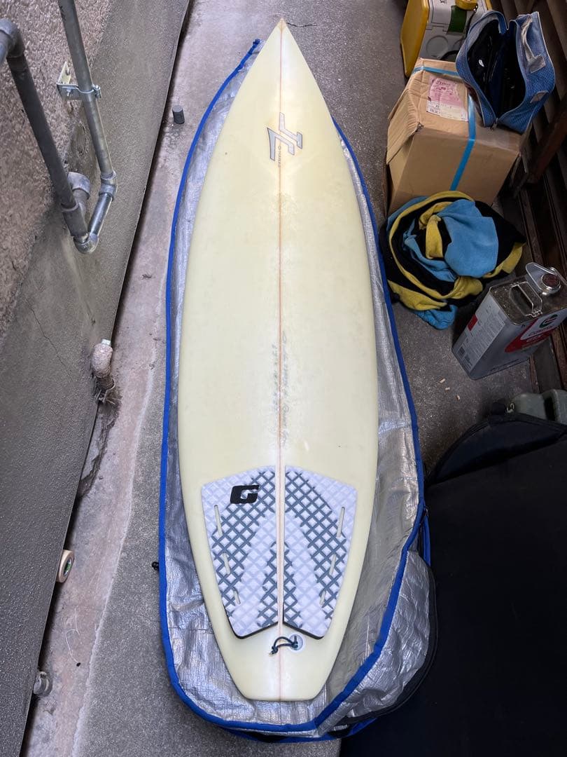 ジョンカーパー6.3Zブランド ショートボード クリーム色