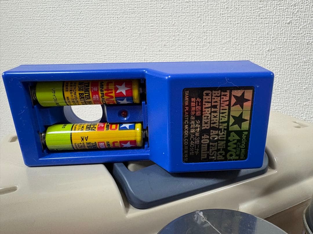 プラモデル　タミヤ＆グンゼ　スプレー缶１４本セットと他用具