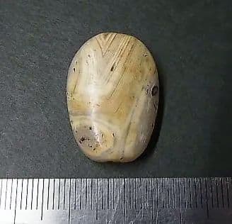 ★K0401★ 古代石 (214) 出土　リアルなスレマニ　 縞瑪瑙 ビーズ