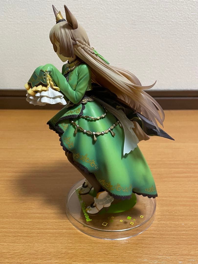 ウマ娘　フィギュア　サトノダイヤモンド　キタサンブラック　シンボリルドルフ