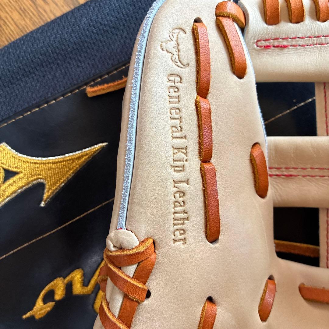 ミズノプロ硬式内野手用限定グローブ アイボリー