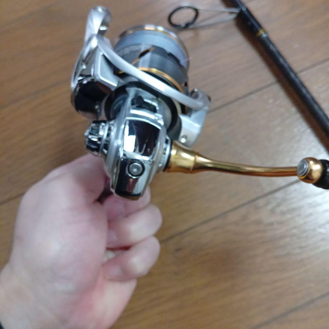 DAIWA　シーバスハンターx86ml フリームス3000cxhセット