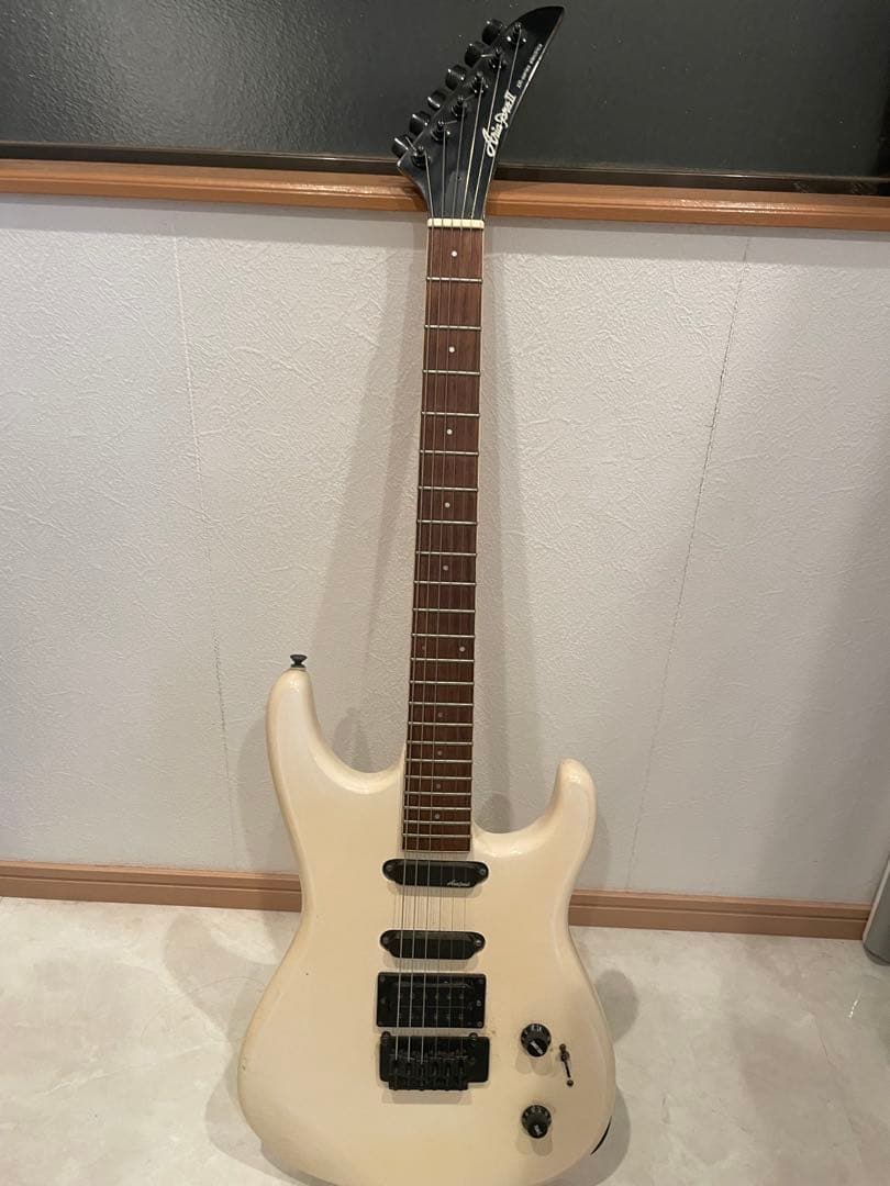 Ariapro IIエルキギター