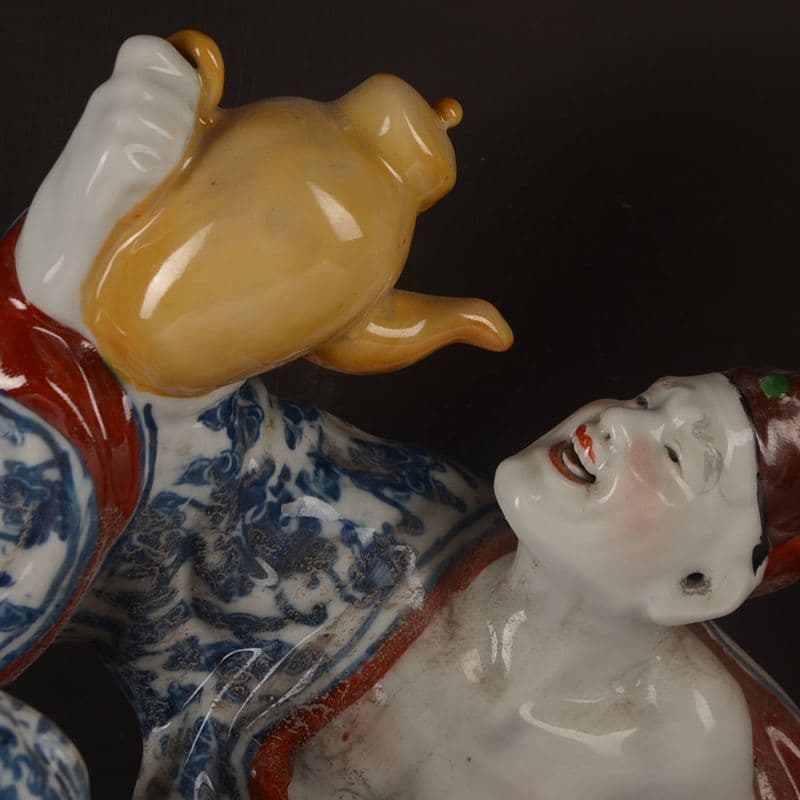 景徳鎮 陶磁器 活仏済公の彫刻  置物   工芸品 美術品