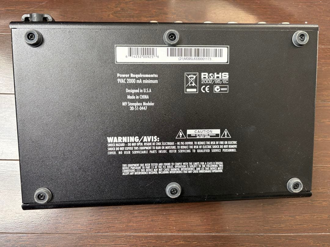 ギター LINE 6 M9 Stompbox Modeler