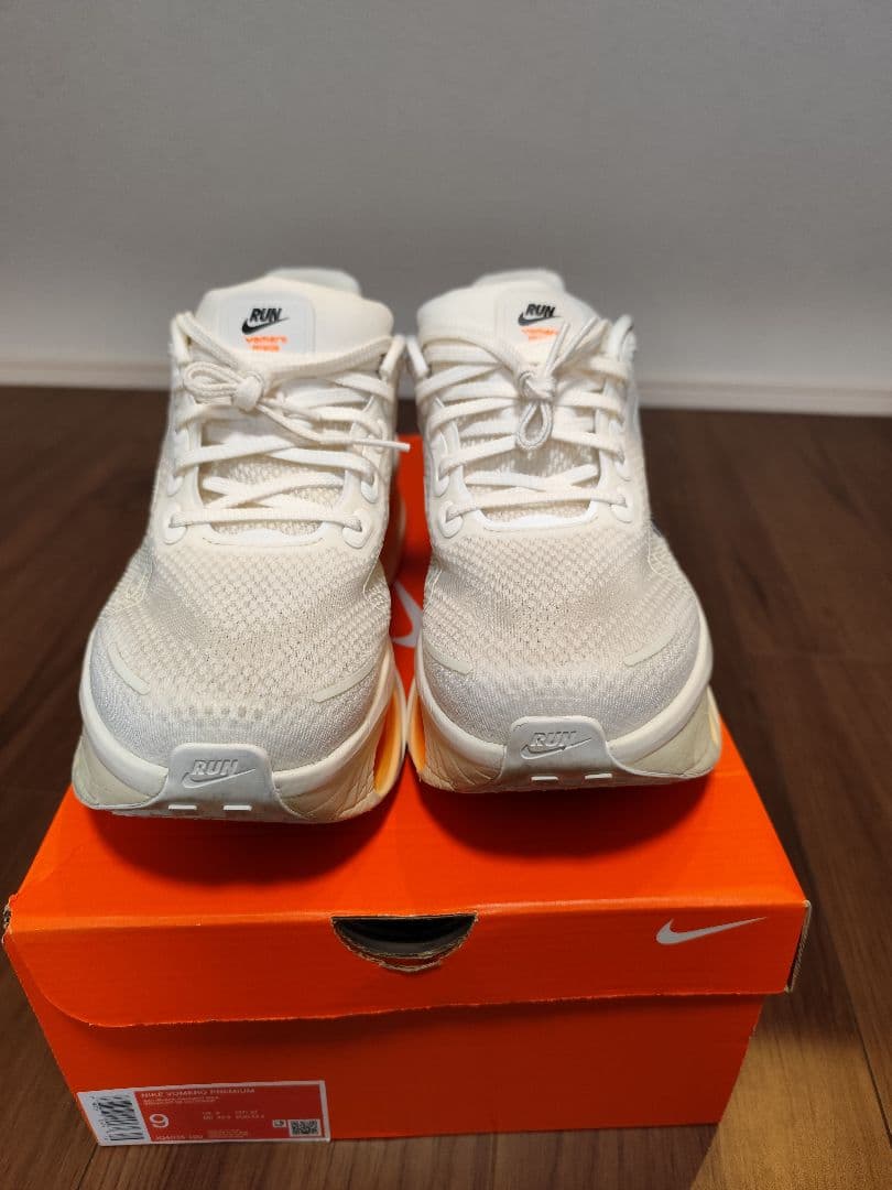 NIKE ボメロプレミアム ホワイト/オレンジ 27.0cm