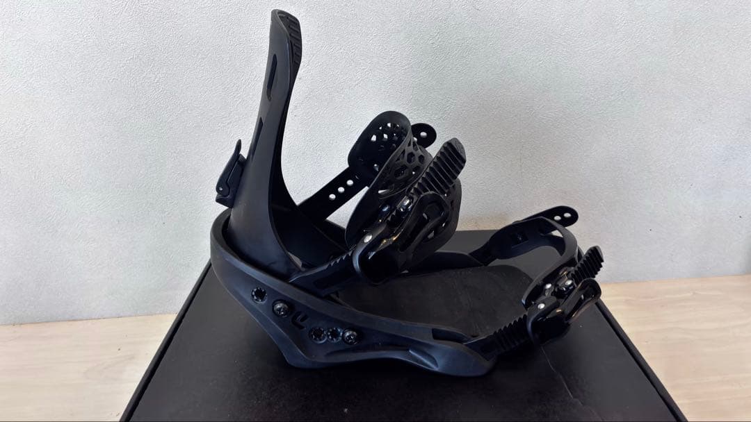 【希少品】FLUX EM Sサイズ　BLACK &WHITE