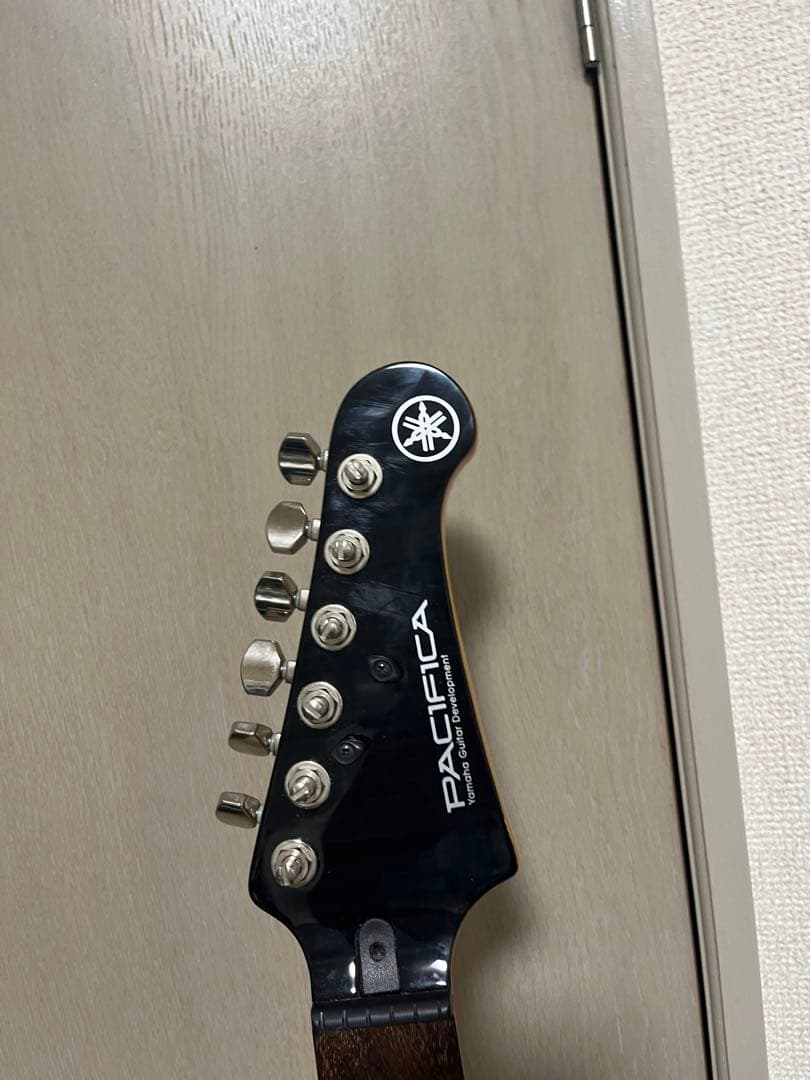 ギター Pacifica 612 VII FM Translucent Black