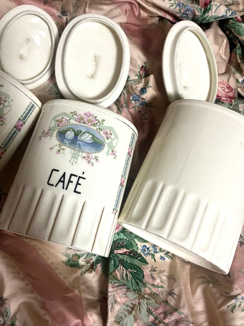 お値下げ　フランスアンティーク　小花&バラ&白鳥　キャニスター　4Pセット　陶器