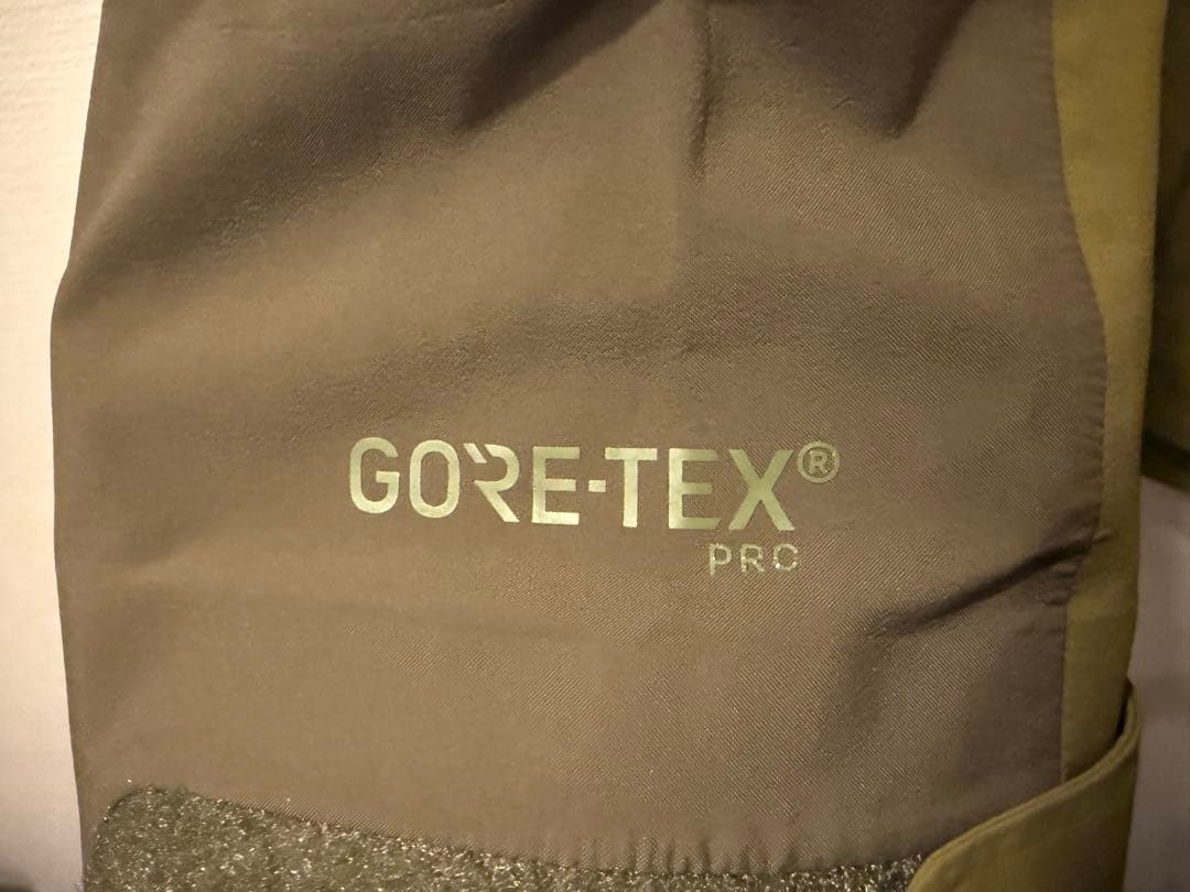 Burton [ak] HOVER GORE-TEX PRO ジャケット M