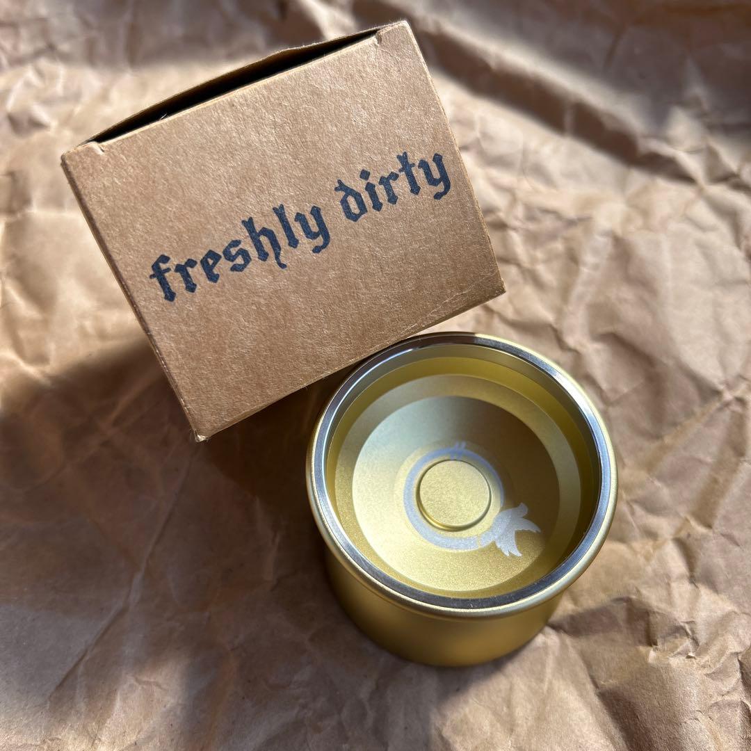 フェザーウェイトカナリー　freshly dirty