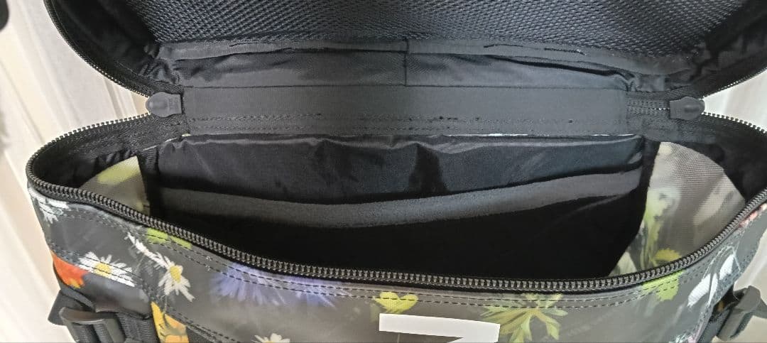 THE NORTH FACE　 花柄リュックNM82255 30L（ラスト1点）