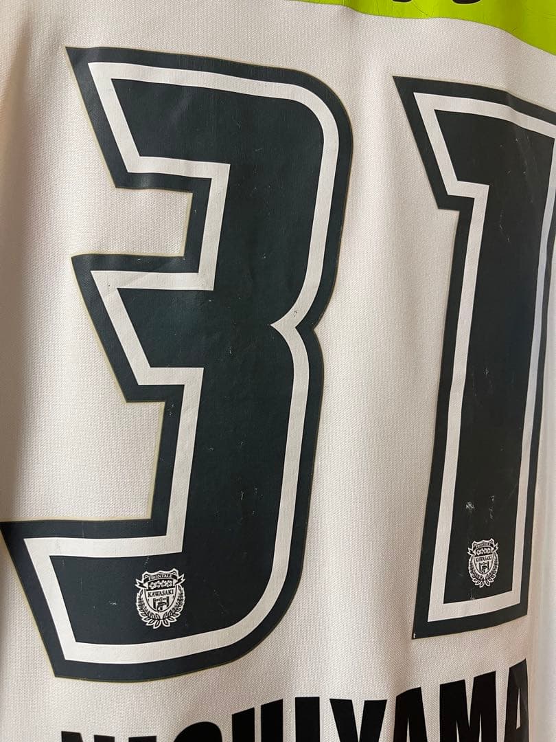 2006 川崎フロンターレ 実着用品 別注 ユニフォーム 西山貴永 + 直筆缶