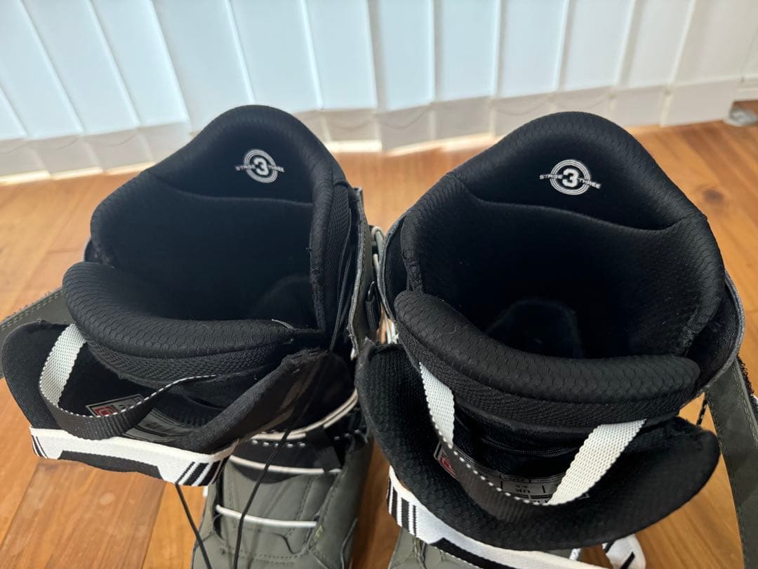 DEELUXE TEAM IDスノーボードブーツ