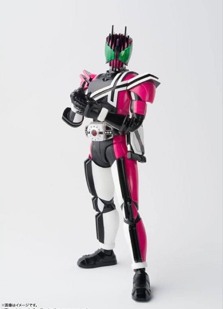 セ*ン様 S.H.フィギュアーツ ディケイド (真骨彫) 50th Annive