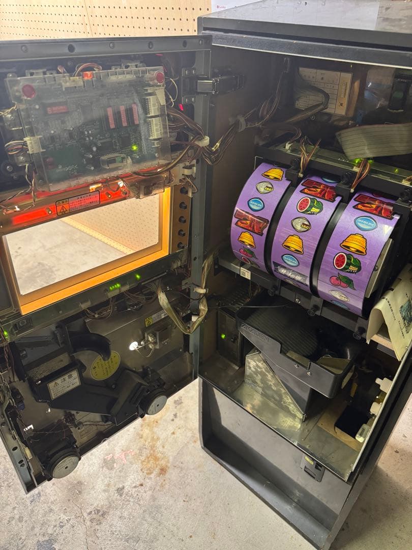 【ジャンク品】北斗の拳　4号機　スロット実機　アミューズメント仕様