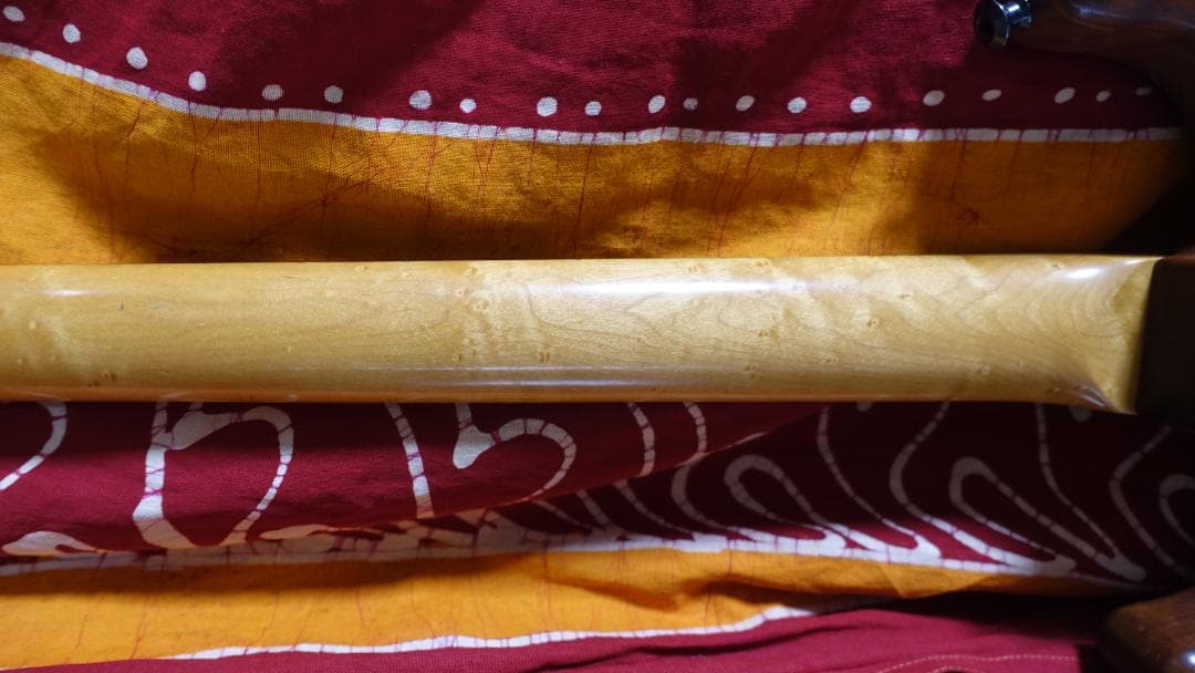 Schecter Stratocaster 3S EMG 無垢キルトメイプル