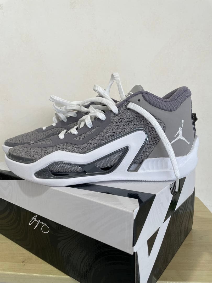 新品26cm テイタムモデル　バッシュ