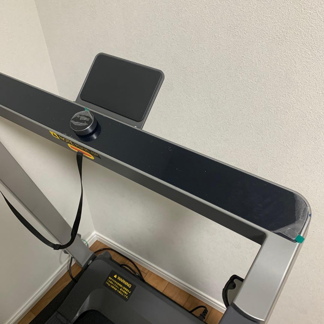 ランニング　マシン　折りたたみ可能　収納可能　美品