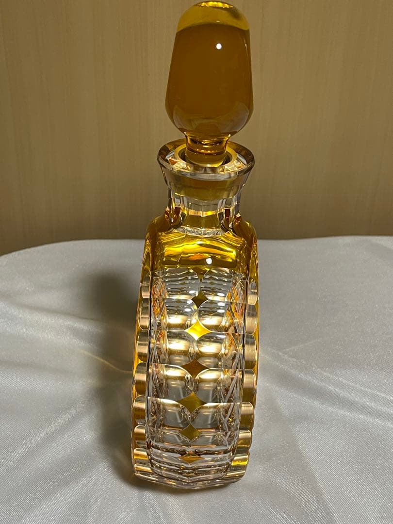 【希少】　【美品】　カガミクリスタル　色被切子デキャンタ　花模様　カットガラス