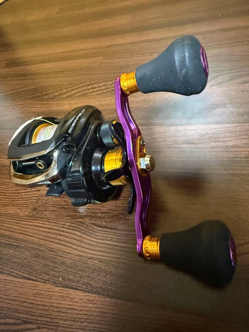OCEANFIELD 7タコ釣り用ベイトリール 収納袋付き