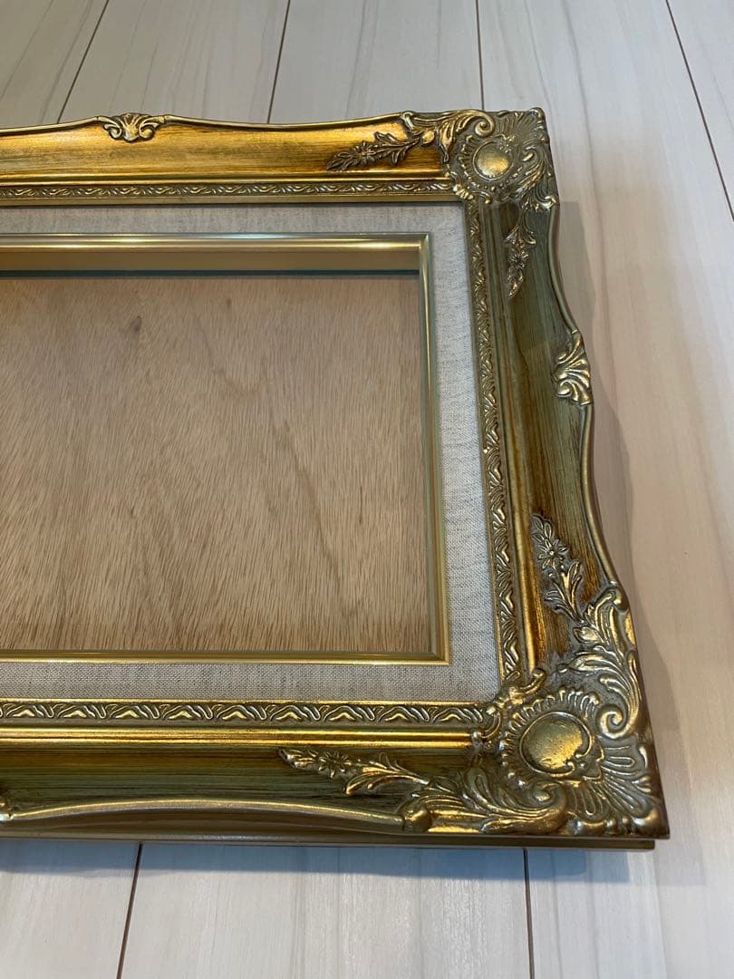 ゴールド色彩額縁（アンティーク風）絵画用　外形約38.0cm×約47.0cm