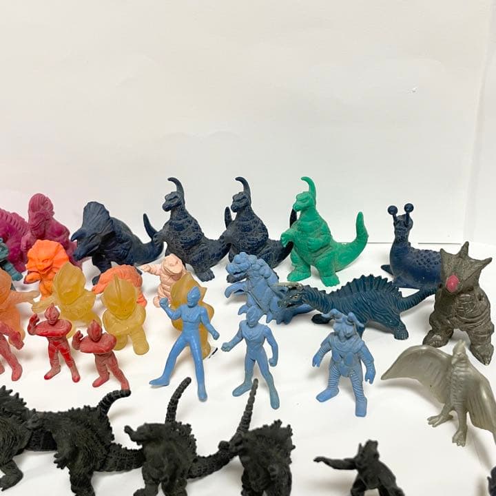 消しゴム　ウルトラマン　ゴジラ　100体　レトロ