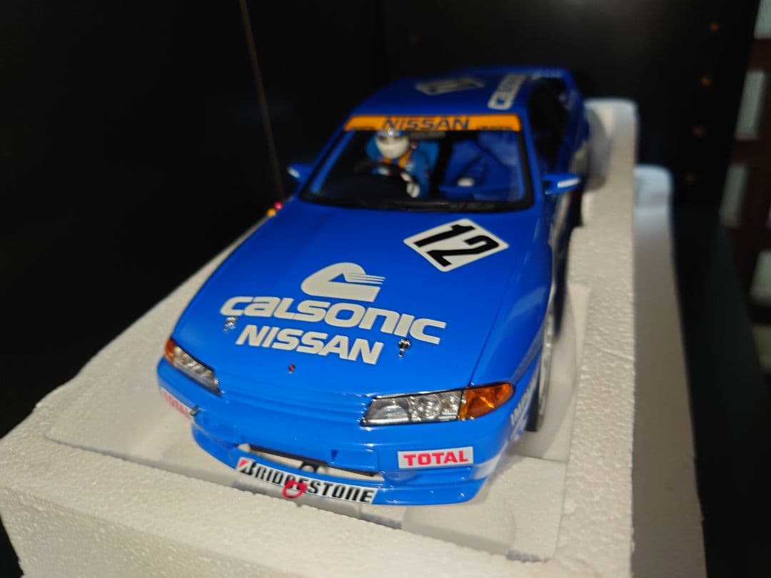1000台限定 autoart 1/18 日産 SKYLINE GT-R r32