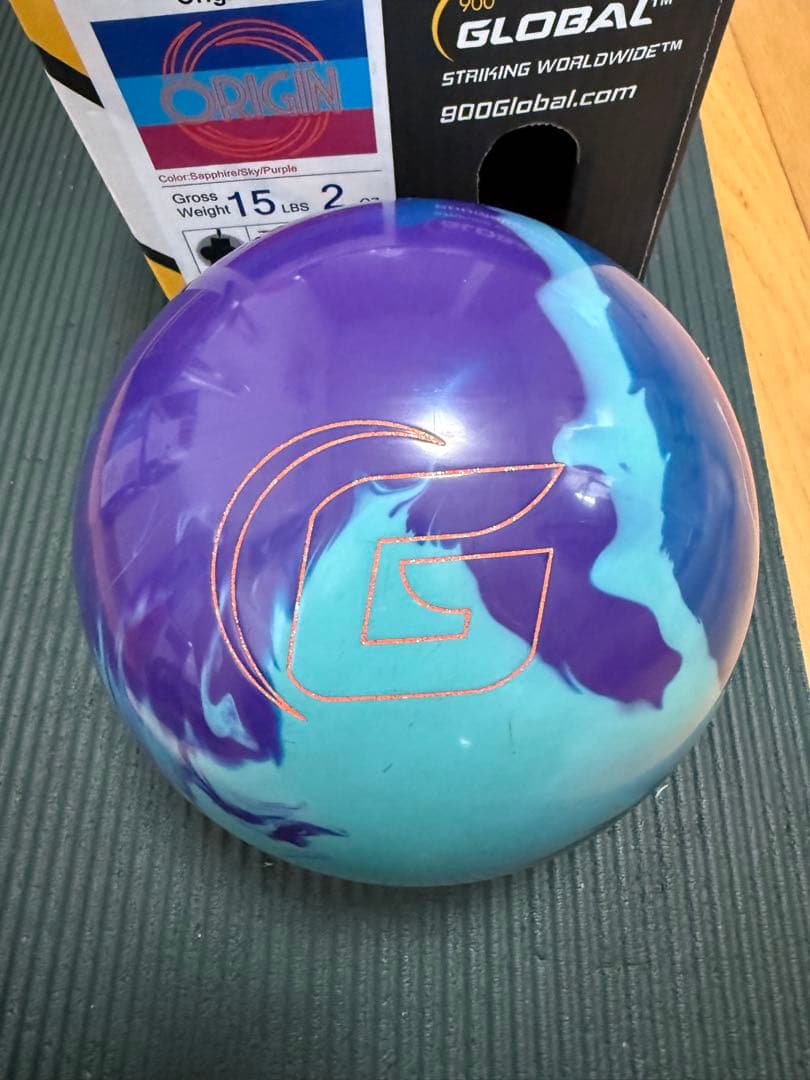 900 Global Origin ボウリングボール 15 lbs