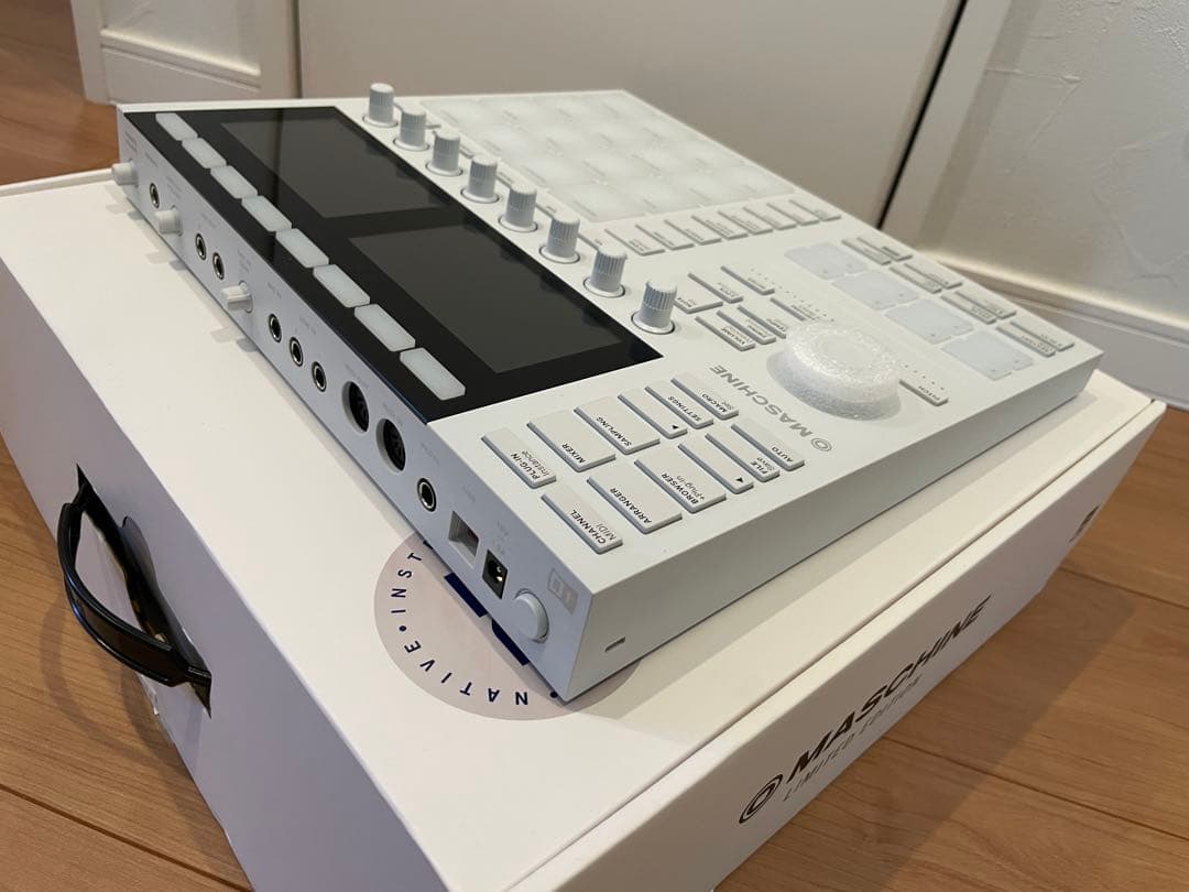 DTM・DAW Native Instruments MASCHINE Mk3 LD 25th