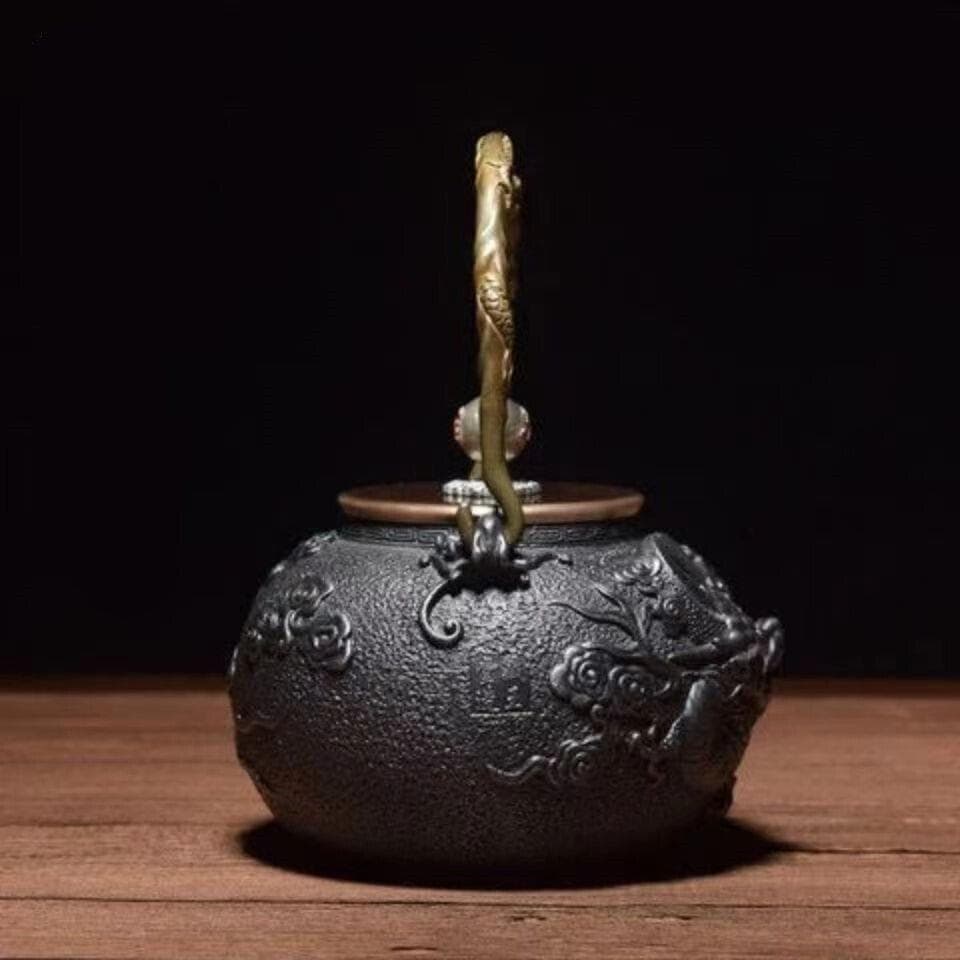 鋳鉄製ドラゴン彫刻鉄瓶 大容量 お茶の道具 1.2L