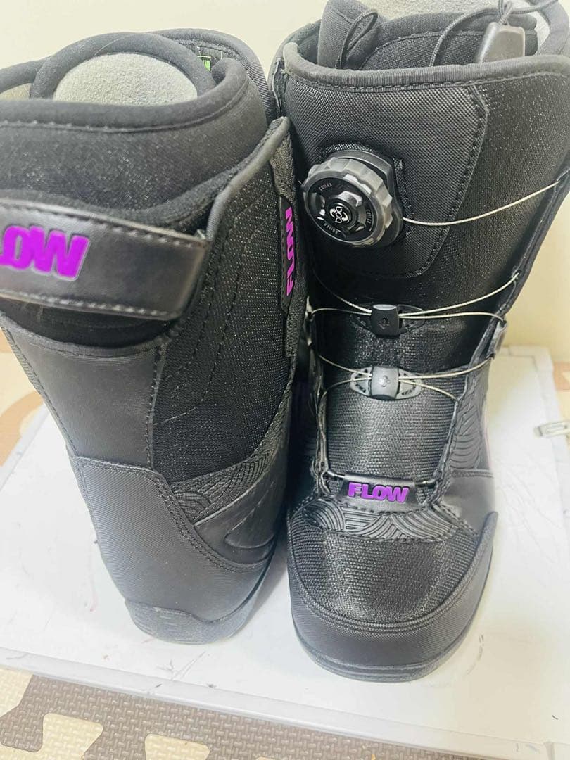【良品】FLOW Lotus スノーボードブーツ 23.5cm　ボアシステム